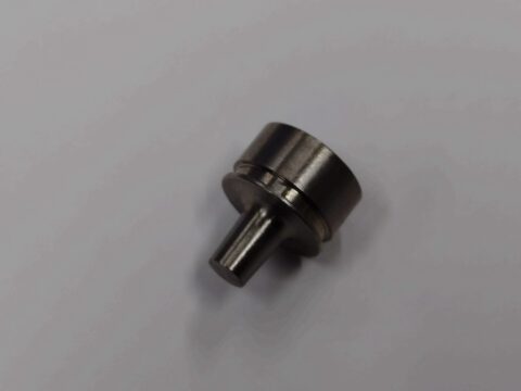 φ3.8Ｘ12溝付き